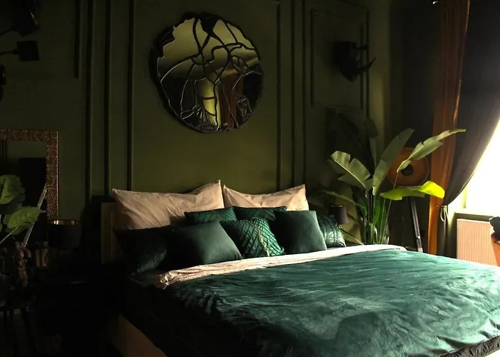 Jungle Apartment